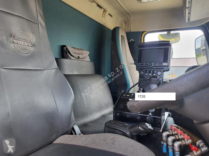 آلة لصيانة الطرق Volvo JBVT801