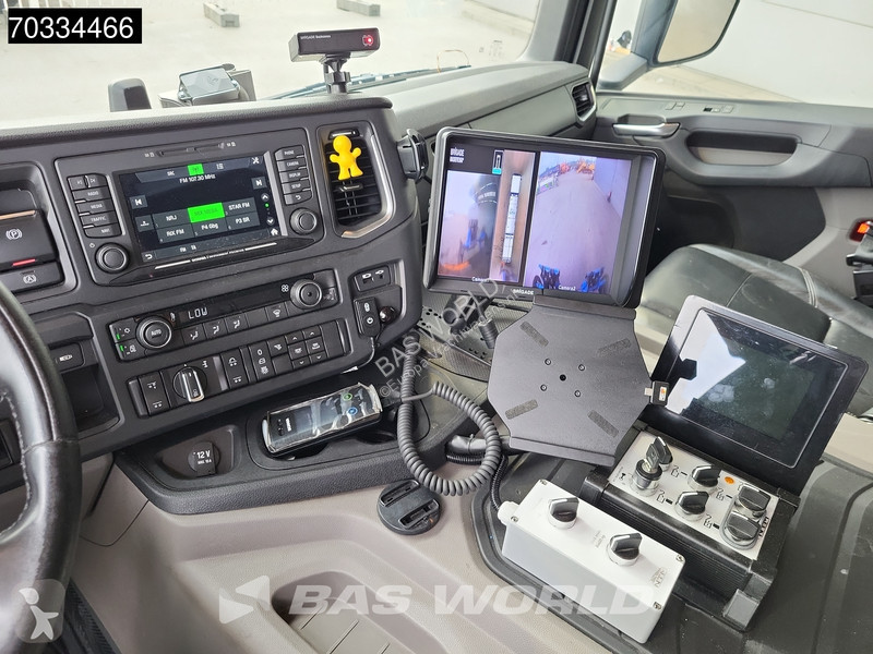 Vehículo de limpieza viaria Scania P340 P 6X2...