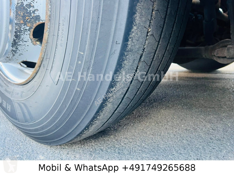 Vehículo de limpieza viaria MAN 26.400 BL...
