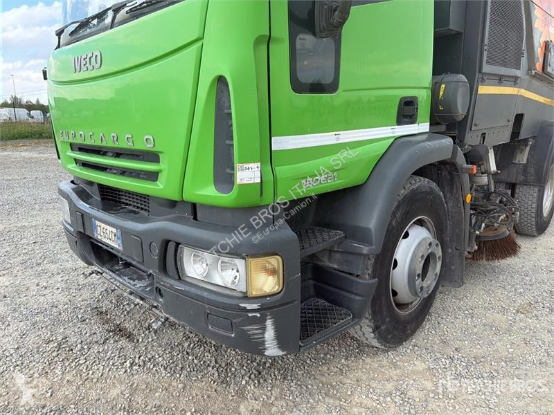 Vägmaskiner Iveco Schmidt SK650/59-1-033 on...