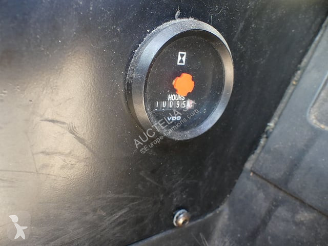 Vehículo de limpieza viaria Renault D19
