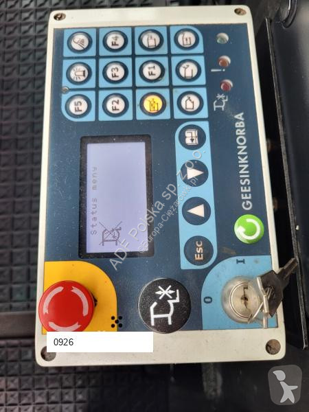 Vehículo de limpieza viaria Mercedes MF300 L200...