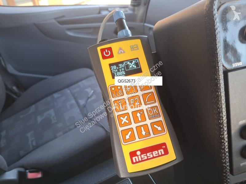 Utilaje pentru drumuri Mercedes 1829 Zamiatarka...