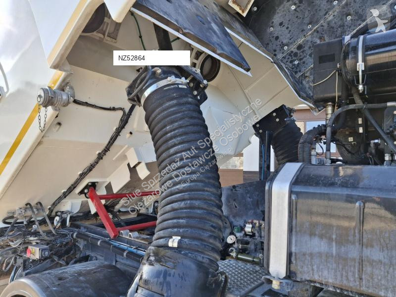 آلة لصيانة الطرق Renault Semat Zoeller