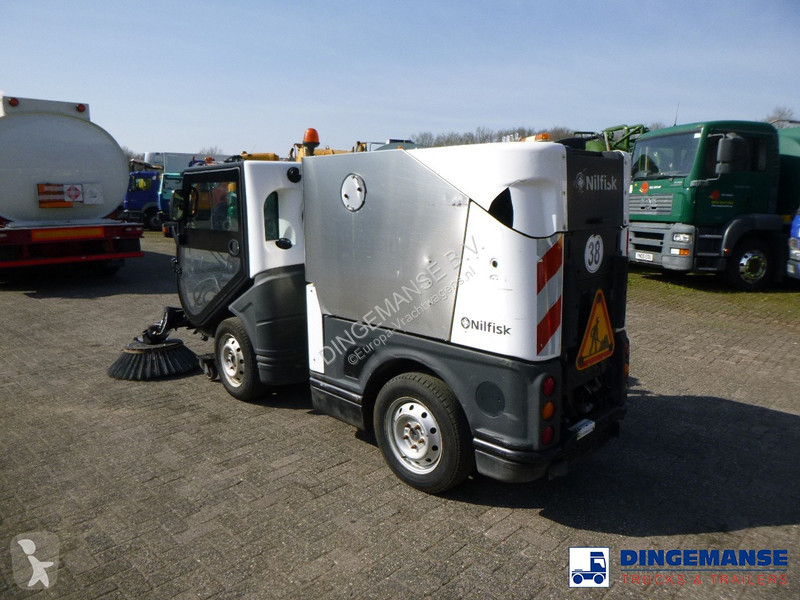 Vägmaskiner Nilfisk City Ranger CR3500 sweeper