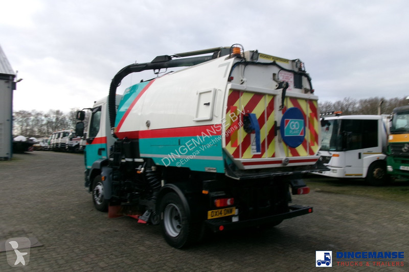 Vägmaskiner DAF 55220 4X2 Johnston street sweeper