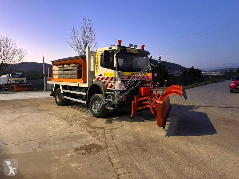 Vägmaskiner Mercedes