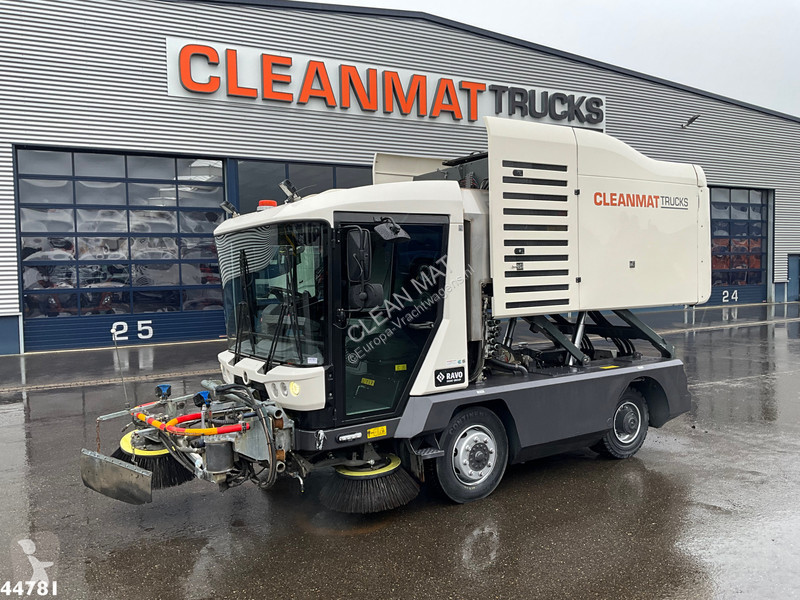 Vägmaskiner Ravo 540 CD Euro 6 with 3-rd brush