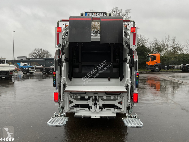 Silniční stroje Mitsubishi 9C18 Zoeller 7m³