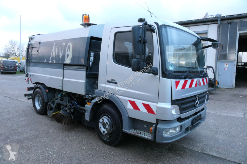 Vägmaskiner Mercedes Atego 1018 Rechtslenker...