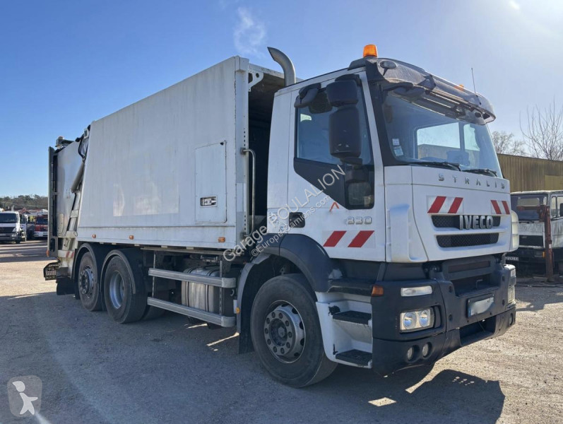 آلة لصيانة الطرق Iveco  STRALIS 450