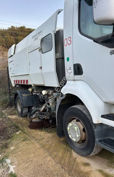 Engin de voirie Renault