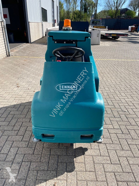 Echipament de curățare Tennant 7100