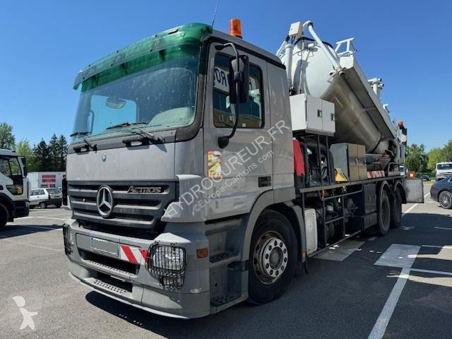 Silniční stroje Mercedes 2636