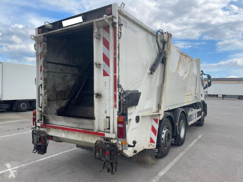 Utilaje pentru drumuri Iveco 330