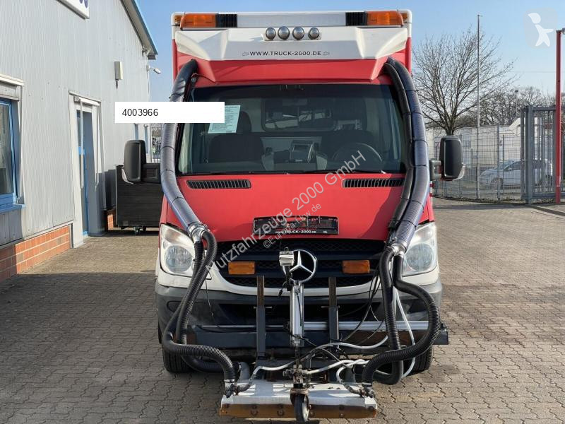 Silniční stroje Mercedes