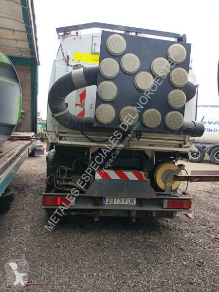 Vägmaskiner Iveco