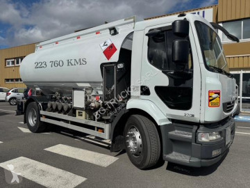 Camion citerne hydrocarbures Renault