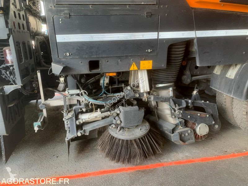 Mercedes 1524 road network trucks