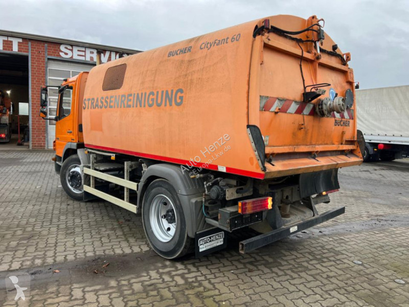 آلة لصيانة الطرق Mercedes Atego 1318 LKO...