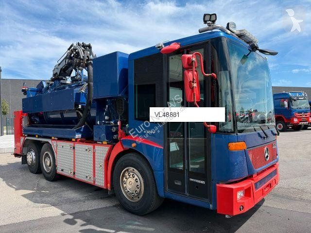 آلة لصيانة الطرق  MERCEDES-BENZ Econic 2633...