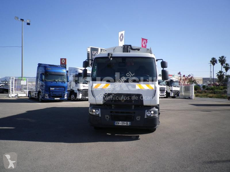 آلة لصيانة الطرق Renault ejes 6x2*4 D320.26...