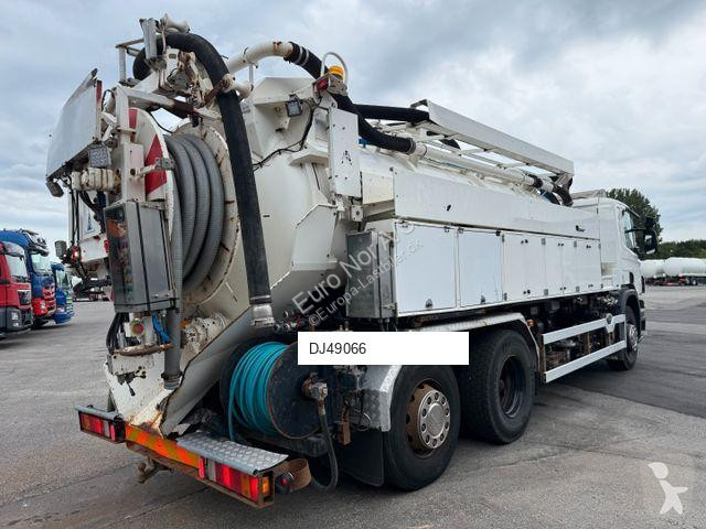 آلة لصيانة الطرق  SCANIA P380 LB 6x24 Hvidtved...