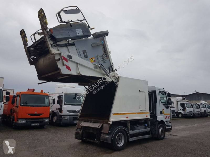 Engin de voirie Renault