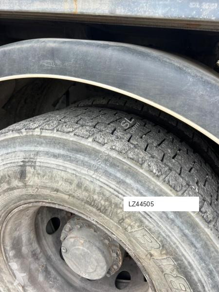 آلة لصيانة الطرق Renault BASURERO 320