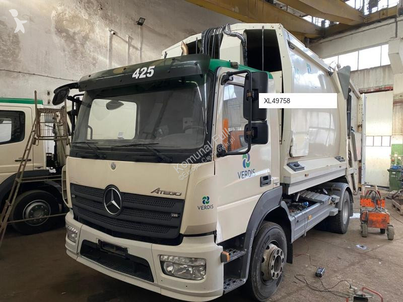 آلة لصيانة الطرق Mercedes rl 300
