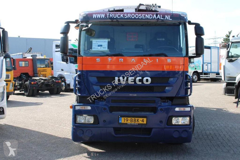 آلة لصيانة الطرق Iveco 270 CNG + GARBAGE + EURO...