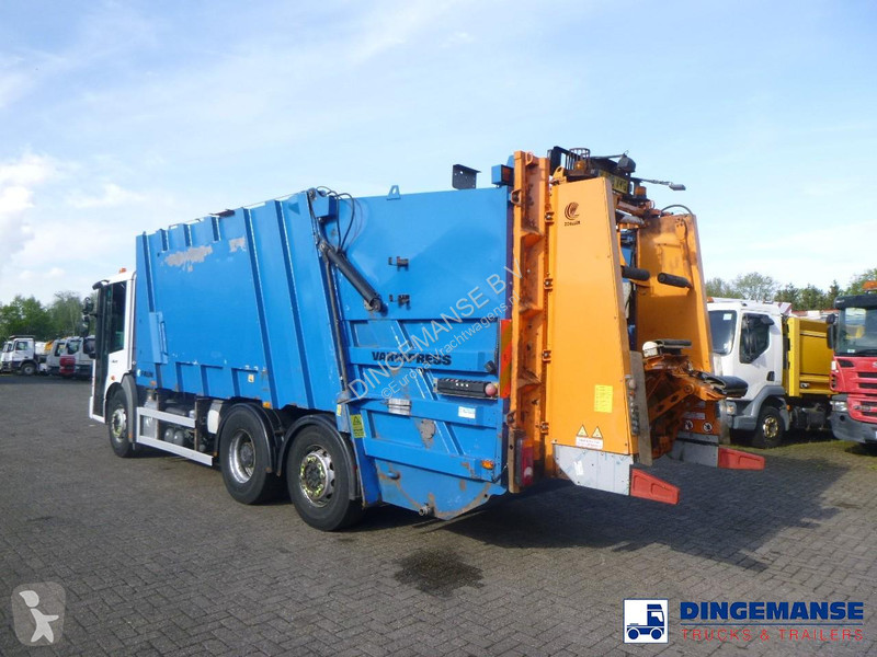 آلة لصيانة الطرق Mercedes 2629 6x2 RHD Faun...