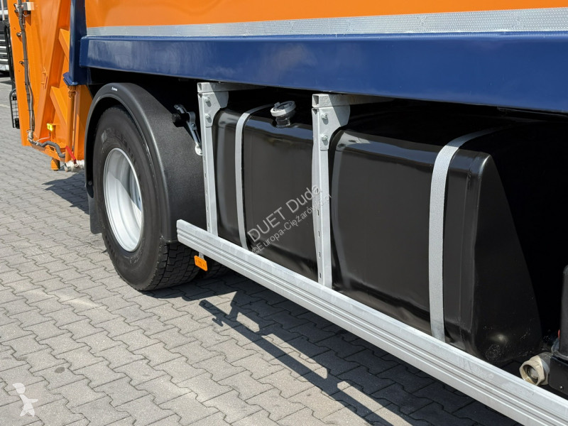 Пътнопочистваща техника DAF 55300 Śmieciarka...