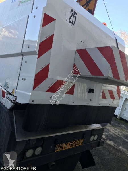 Engin de voirie Eurovoirie 5006
