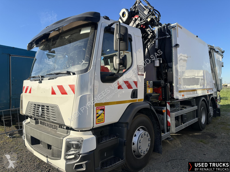 آلة لصيانة الطرق Renault D Wide
