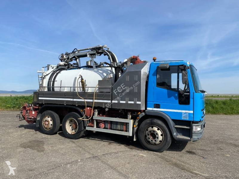 آلة لصيانة الطرق Iveco