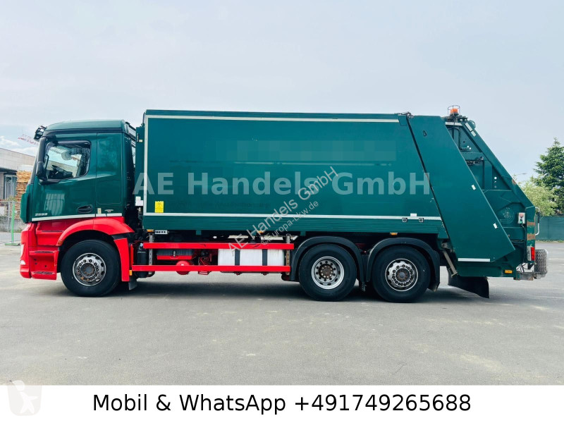 Engin de voirie Mercedes 2533 M ClassicSpace BL...