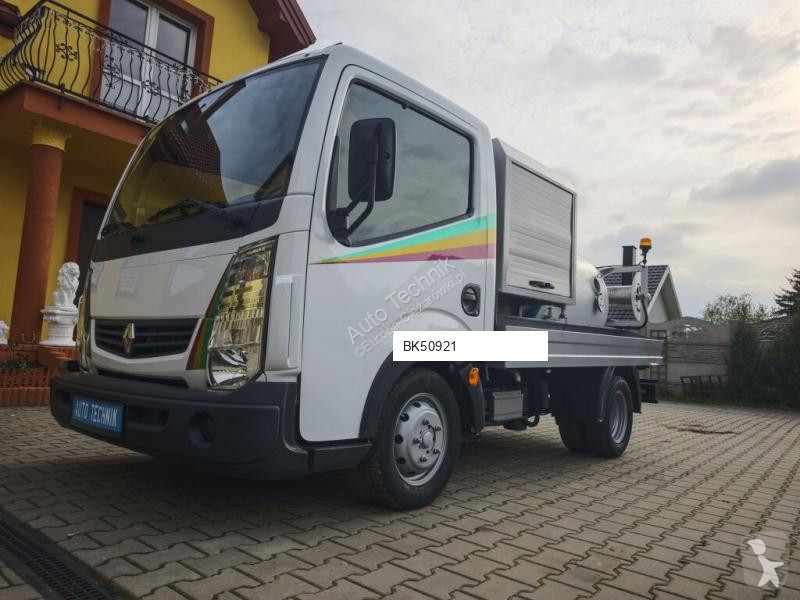 آلة لصيانة الطرق Renault Defco Combi