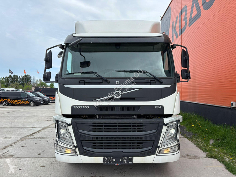 آلة لصيانة الطرق Volvo 410 6x2*4 JOAB ANACONDA...