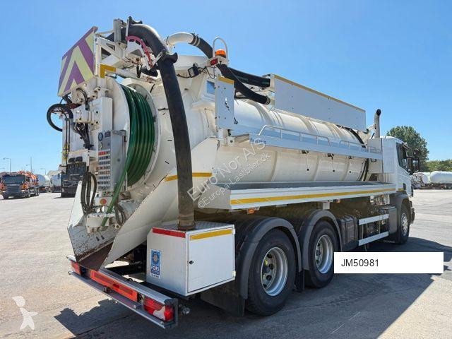آلة لصيانة الطرق  SCANIA P360 6x4 Hvidtved...