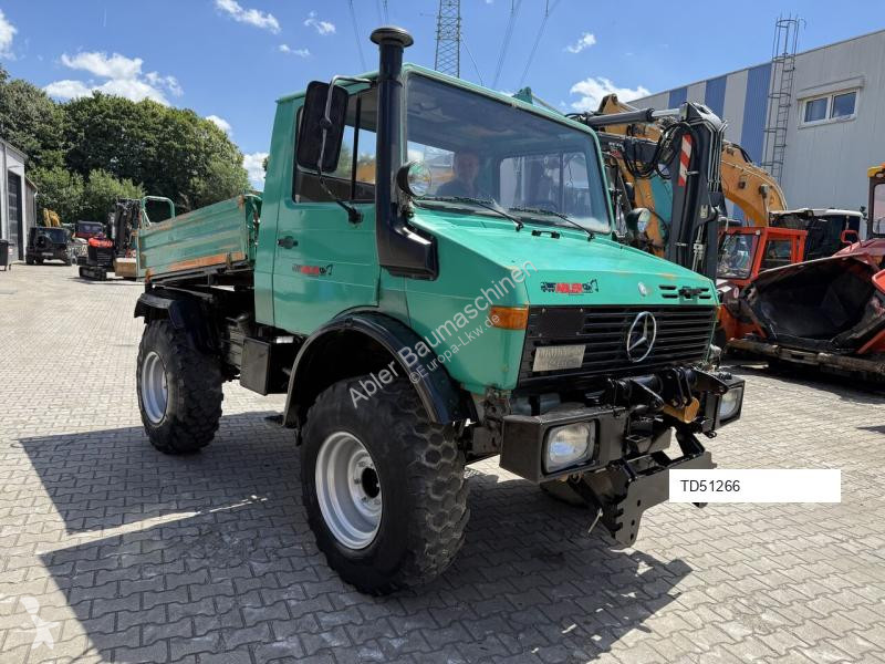 شاحنة Mercedes U1200 Unimog