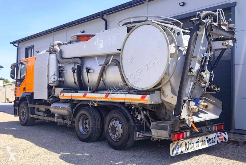 آلة لصيانة الطرق Iveco