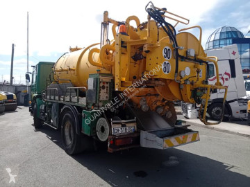 Camion hydrocureur Scania