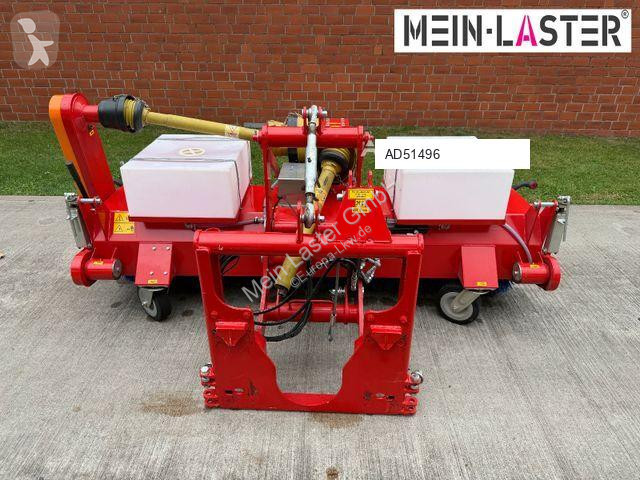 آلة لصيانة الطرق Unimog Dücker FKM 2400...