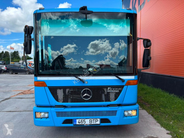 Lastbil med ske til husholdningsaffald Mercedes