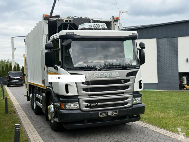 Engin de voirie Scania P280