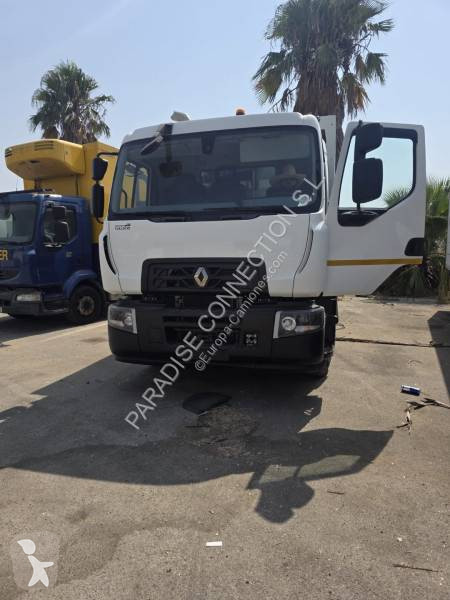 آلة لصيانة الطرق Renault