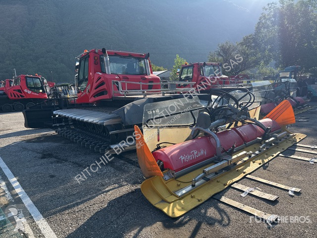 آلة لصيانة الطرق   Pisten Bully 600 Polar