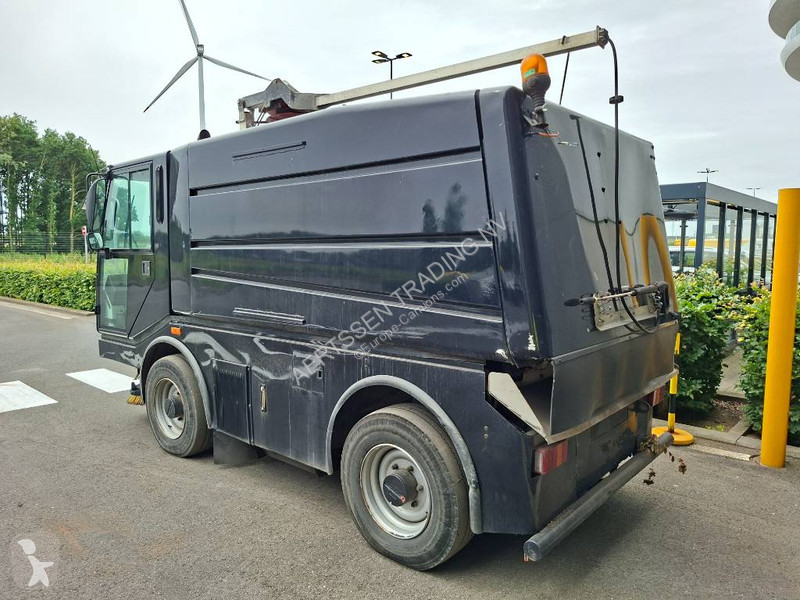آلة لصيانة الطرق Bucher Schoerling Citycat5000