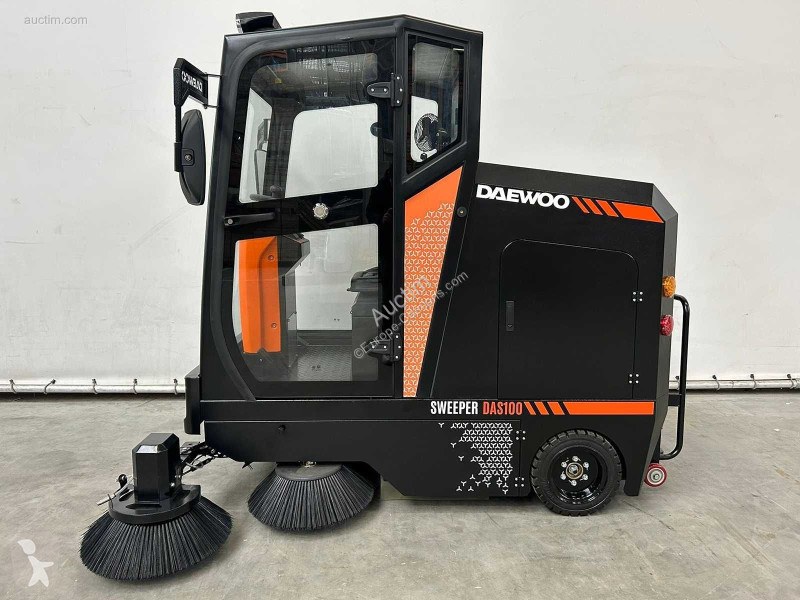 Komunálne vozidlo Daewoo das100 veegmachine
